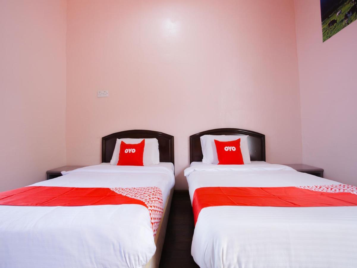 โอโย 90111 แฮปปี้ การ์เด้น Hotel Tenompok ภายนอก รูปภาพ