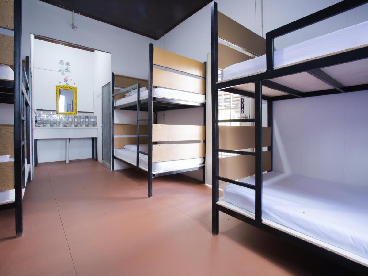 โอโย 90111 แฮปปี้ การ์เด้น Hotel Tenompok ภายนอก รูปภาพ